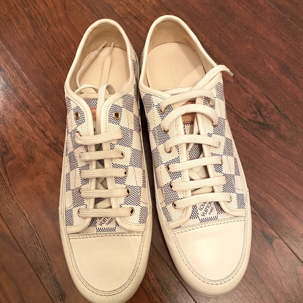 Louis Vuitton Sneakers